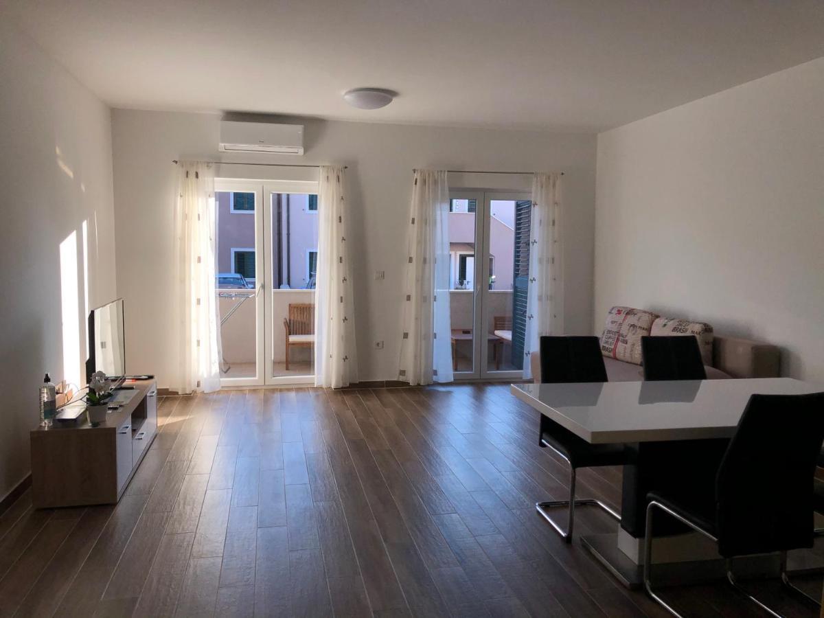 Apartments Dona Cres Eksteriør bilde